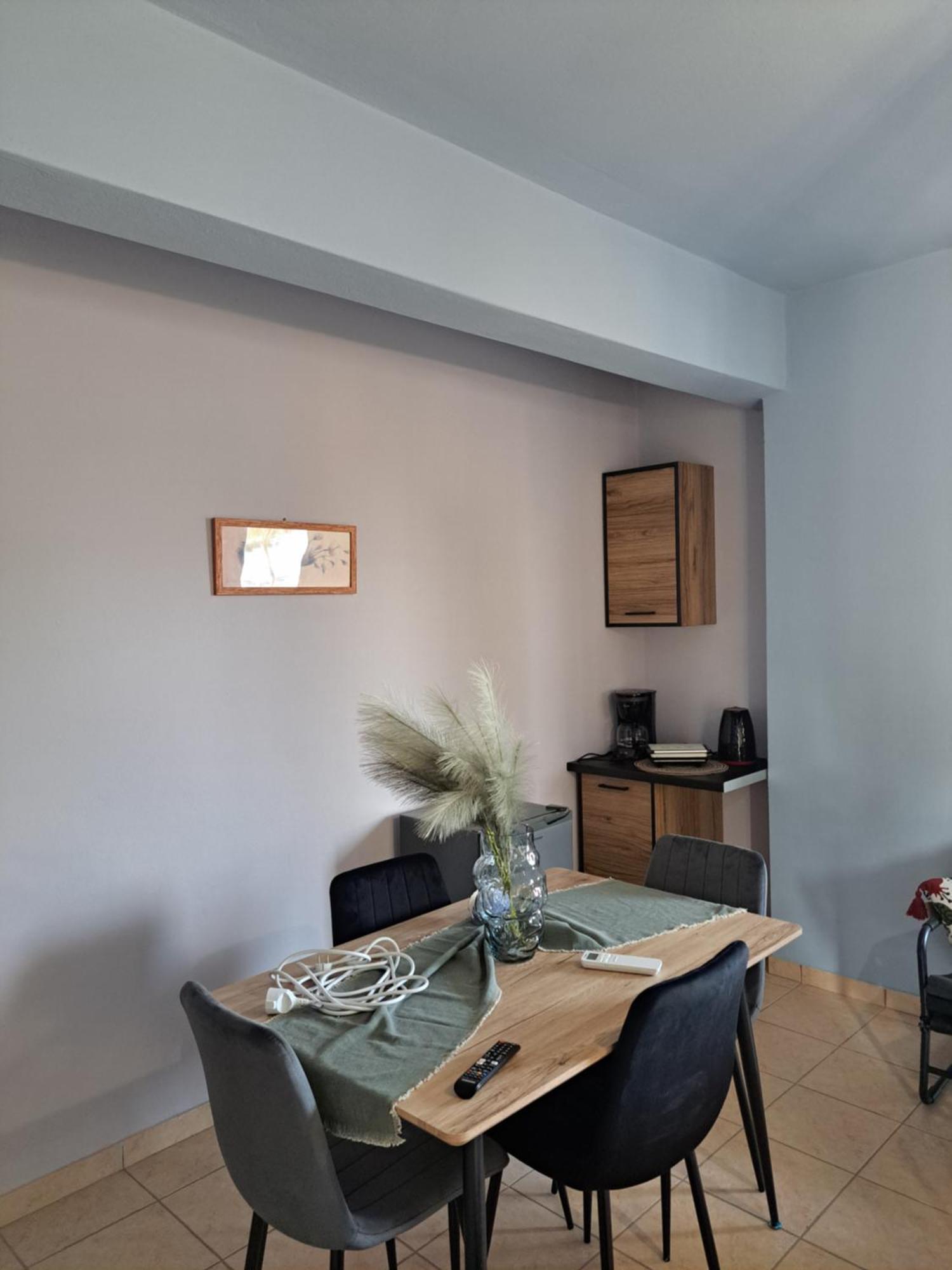 Seashell Apartment Artemida  Esterno foto
