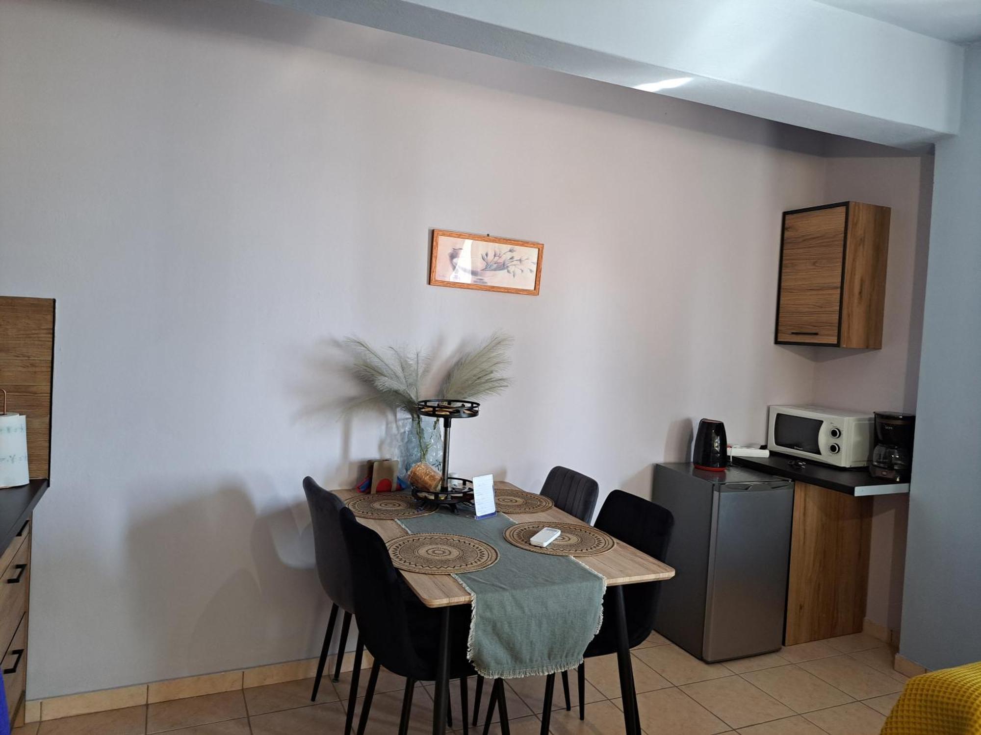 Seashell Apartment Artemida  Esterno foto